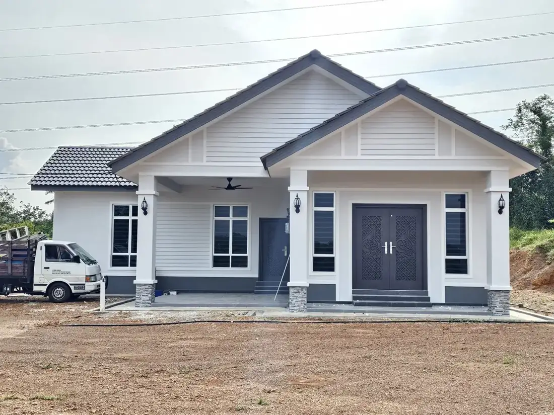 Rumah banglo siap dibina oleh DBENA