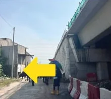Laluan masuk bawah jejambat